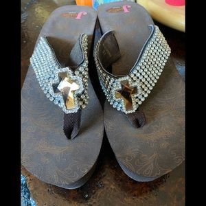 Justin sandals/ flip flops New